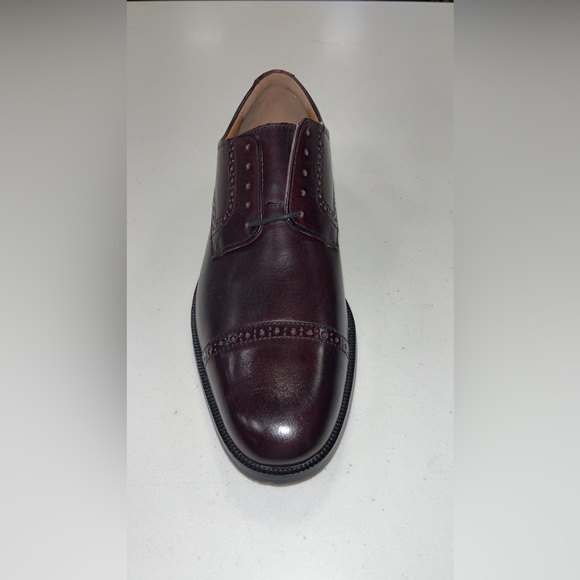 Johnston & Murphy burgundy dress shoe
